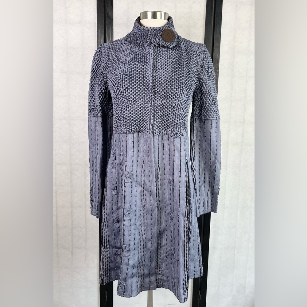 Pepa Pombo Textured Black Garment